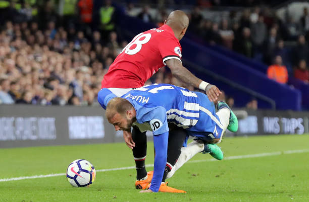 整中的深思 整中的深思