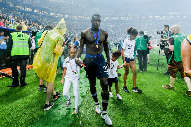 的表现极为 的表现极为